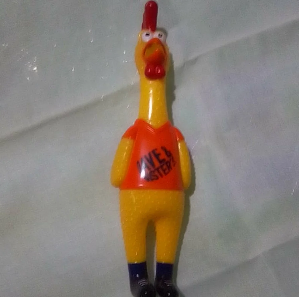 Chew Toy Dave and Busters Rooster 🐓 Chicken rubber squeak toy New Without Tags